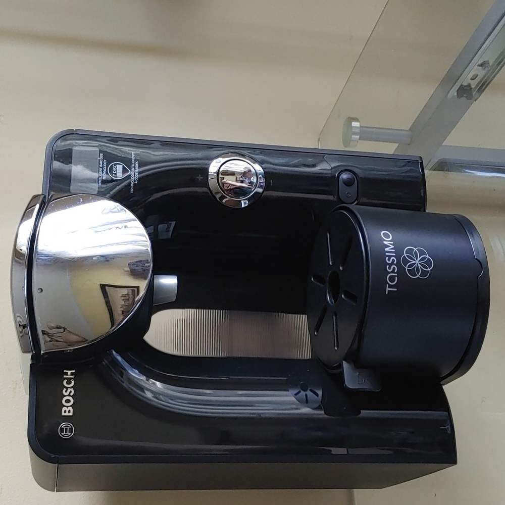 Bosch Tassimo TAS5542UC Coffee Maker Black